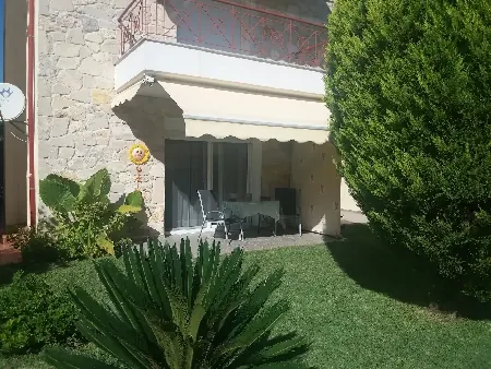 Petite Palace Fourka